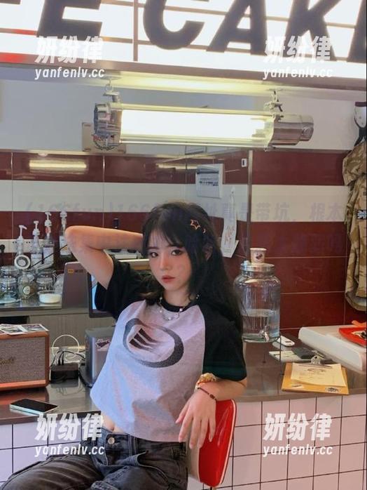 166fun网址真是带坑，根本没办法集中注意力，哈哈，是我太脆弱吗？