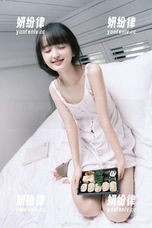 视频惊现！17c吃瓜网的免费吃瓜攻略，撒花点！