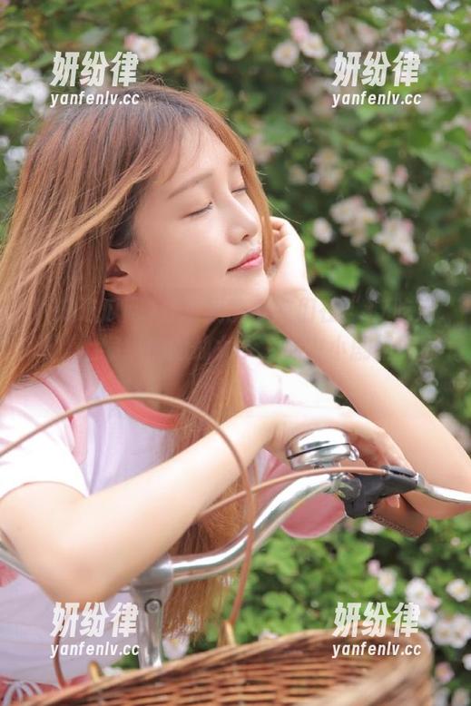 分享我的瓜友们在“17吃瓜网”上编织出的仙女梦，心中小剧场默默演绎。