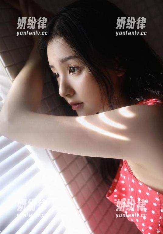 17吃瓜网 17吃瓜网导航:真想给这瓜加点盐,毕竟不都那么淡吗