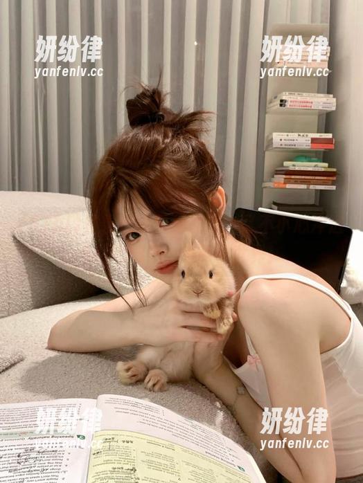 登录后我只想冲浪，可不小心冲进51bl23.me的离奇世界！