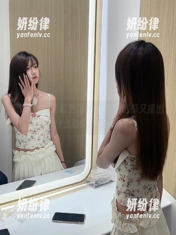 吃瓜更新来了，51吃瓜又摸出什么劲爆的瓜呢？