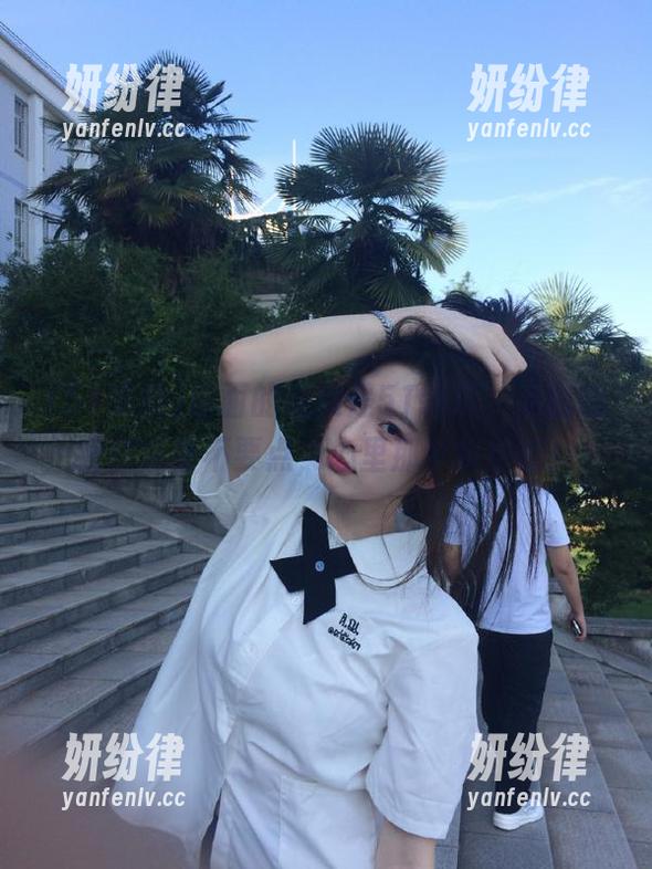前面的链接是51吃瓜，后面的我到底要不要点，心里那个纠结啊！