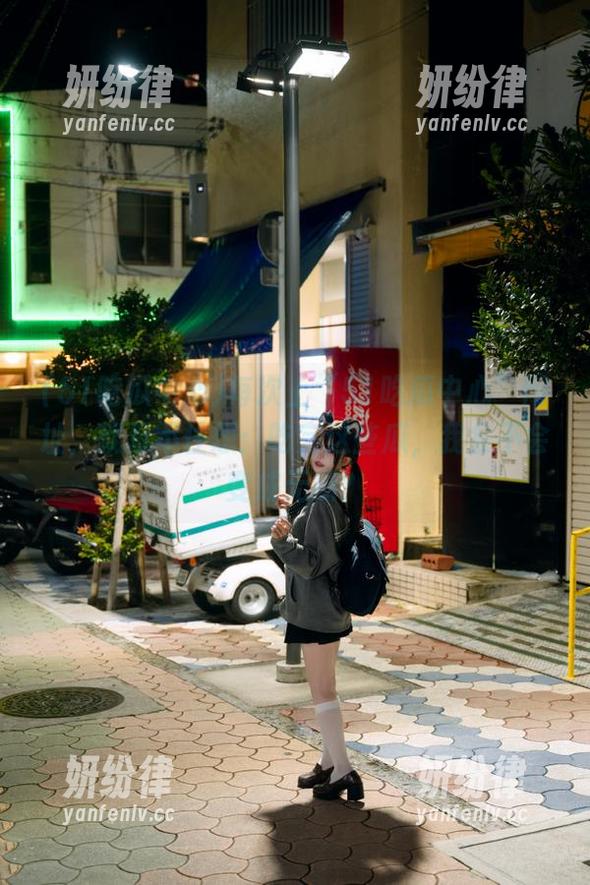 每次上“51吃瓜中心”网址，就忍不住想：吃完这些瓜，我会不会变成无瓜？