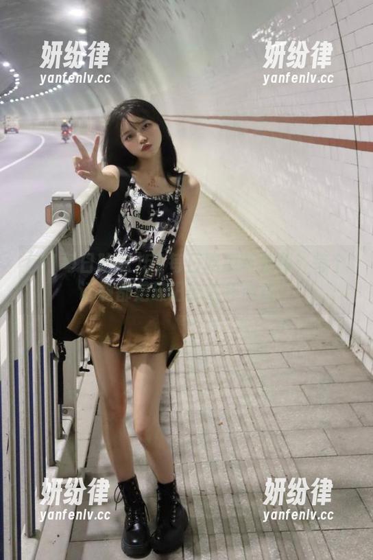 51每日吃瓜苹果版：每个话题都是破旧的陈年老坟！