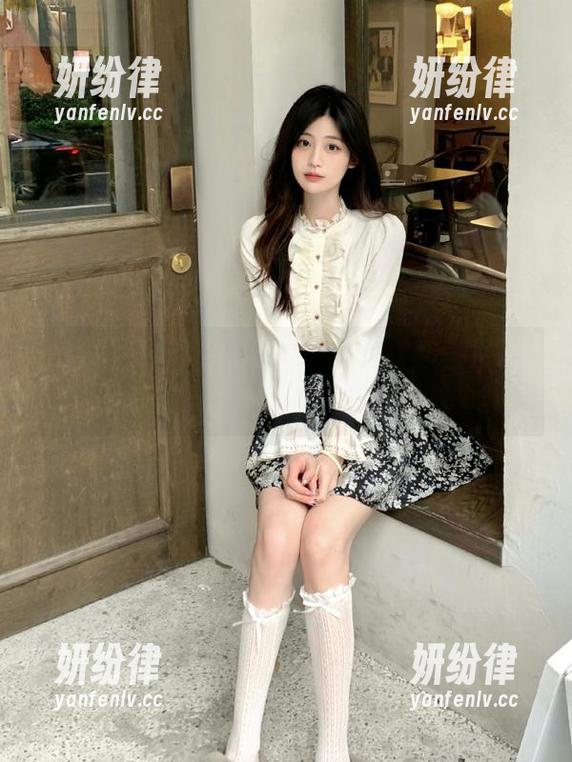 每次点赞后，我都是为了51黑料社区官网的下一波吃瓜！