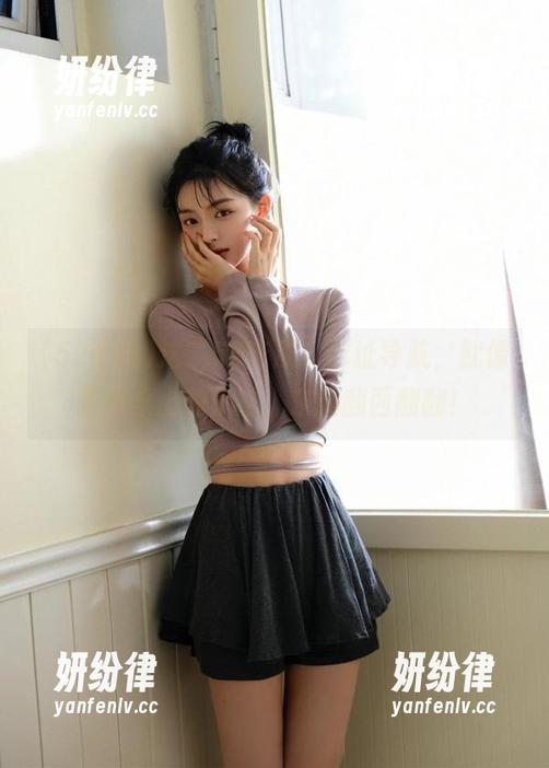 52吃瓜 这“52吃瓜”网址导航,就像我书桌上的杂志,东翻翻西翻翻!