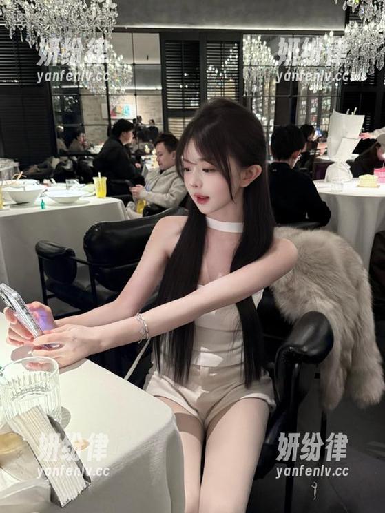 52吃瓜 打开52吃瓜官网,真心觉得眼花缭乱,内容多到看不完啊