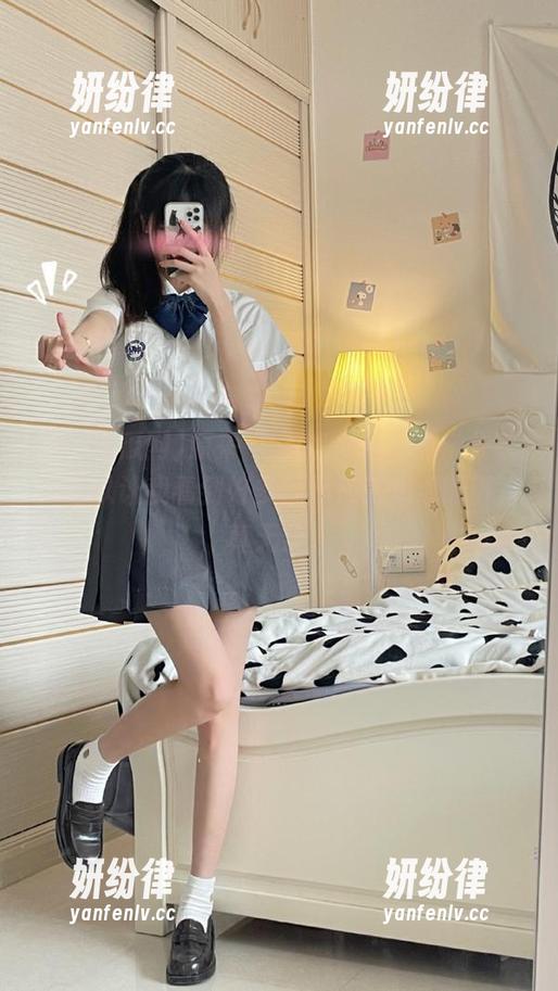 原来“52吃瓜网”的“分享”可以让我看到好多我不应该知道的事，真无奈。