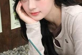 谁能给我送来完整的718吃瓜发布网址，真心希望别让我费心去找。