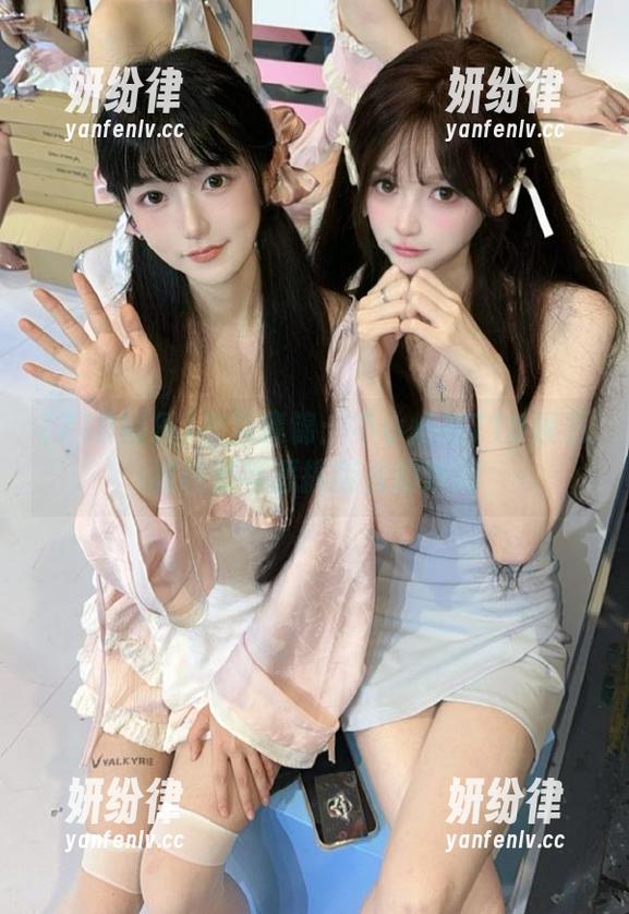 视频集锦：不小心在718娱乐被纯爱与恶搞撕扯的瞬间