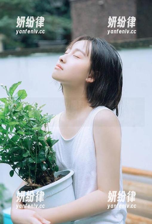 998.su黑料下载：果然只要一按，八卦就会在你心里dab一放就响！