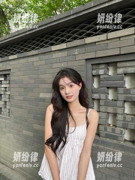 998.su的免费黑料，感觉就像周末的八卦追逐战