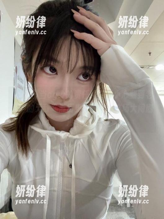 当cgw的责任编辑不小心翻到老同学的无敌“黑历史”网址，这场大闹剧没个完！