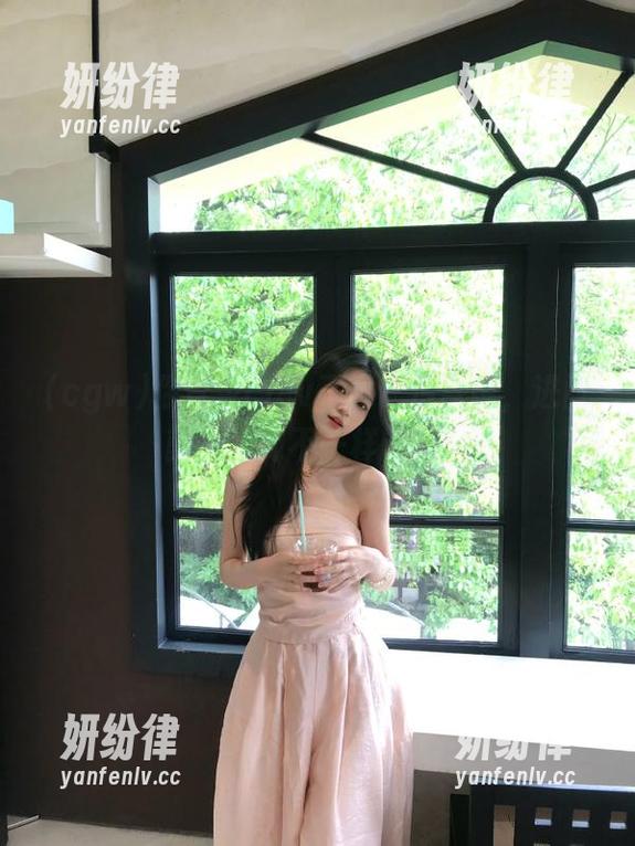 你登录cgw了吗？传言说，进门就能看到不一样的瓜！