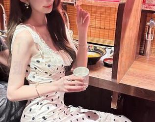 更新到了！www51的瓜更加劲爆，吃得我心肝乱颤。