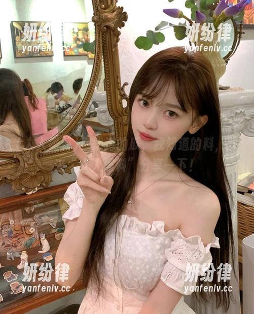 你知道的瓜，我知道的料，快来“人人黑料”分享一下！