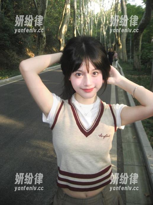 今日吃瓜网址：每天送你新鲜大瓜，吃完再来嗑小料