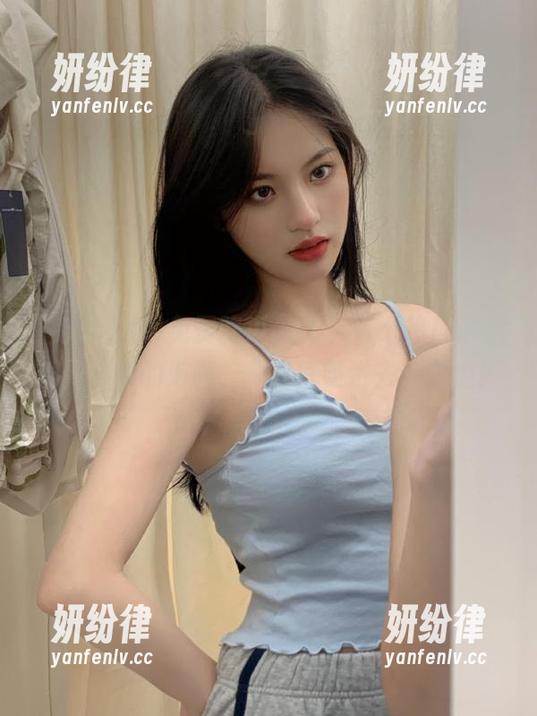 免费吃瓜 免费吃瓜app,每个热门话题都像热辣的泡面,一口气吸进去,过瘾!