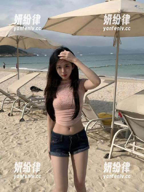 网红发了个什么样的“吃瓜爆料”？顺带我看“入口”的流行色，嘴馋得一口水…