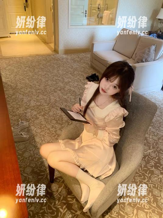“我要吃瓜网”等你来免费围观，哈哈，看热闹不怕事大嘛！