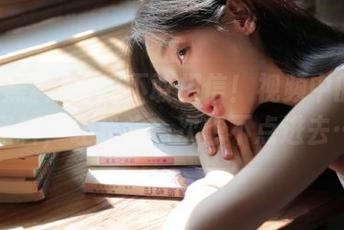 啥都不敢相信！视频中的网红黑料，让我头一次想不点进去…
