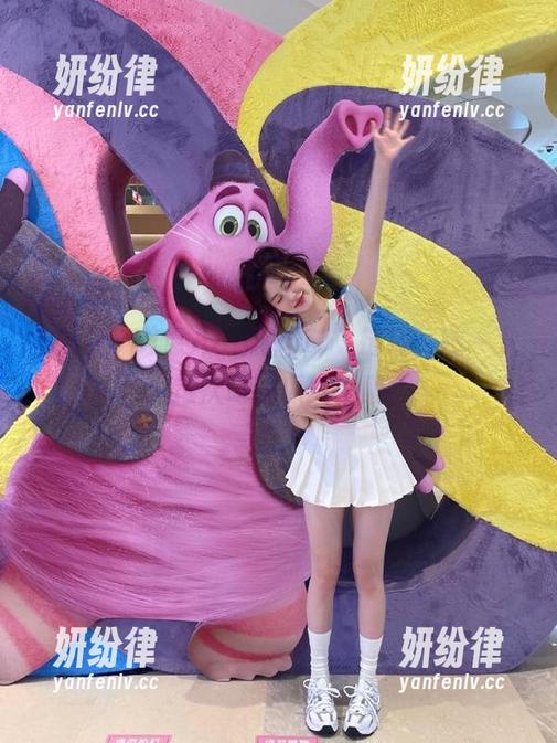 点开“黑料51”链接，赌一下，这次吃的瓜酸不酸？