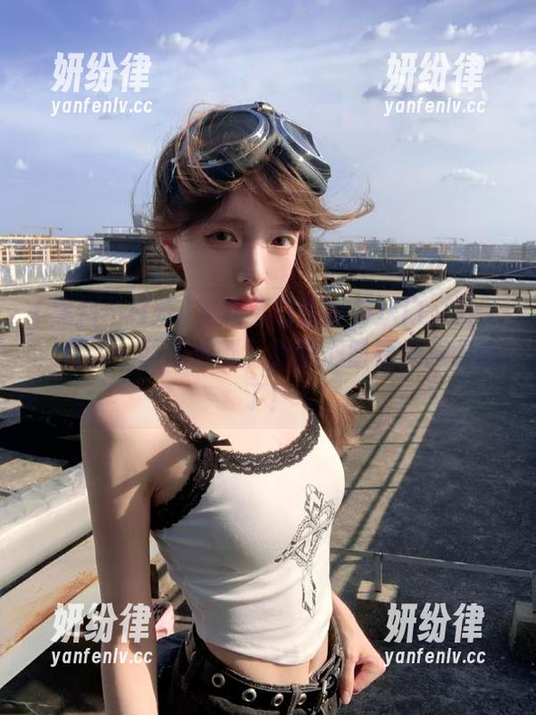 黑料不打烊 黑料不打烊的传送门又开了,观看一路的爆料,我的心脏要加强锻炼了!