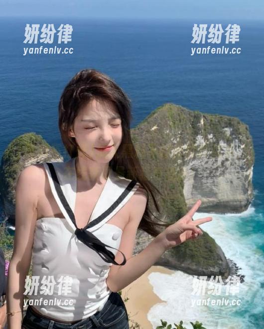 加入黑料不打烊的收藏夹，在线获取最新猎奇故事！