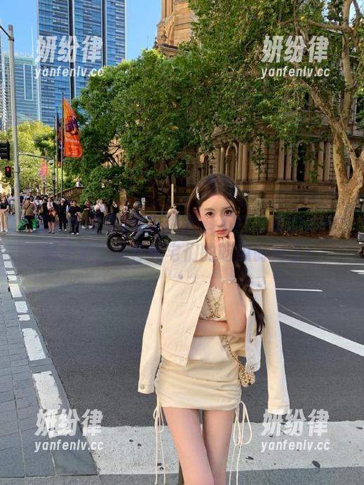 黑料不打烊 最新把黑料不打烊页的APP装上了,就等死宅们的吃瓜时刻了!