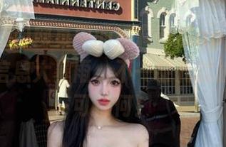 网页中的黑料吃瓜app，简直是一场信息大暴雨，不一会儿就被刷到无可奈何！