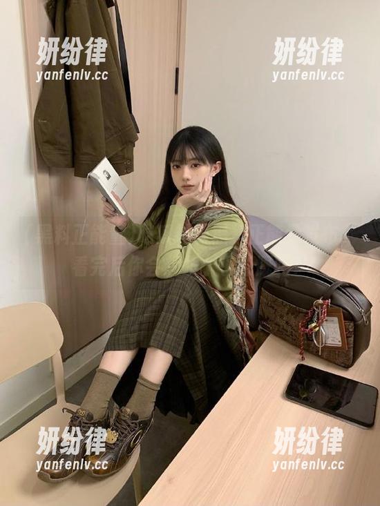 黑料正能量 吃瓜神器黑料正能量发布,看完后你会想发个小感慨吗?