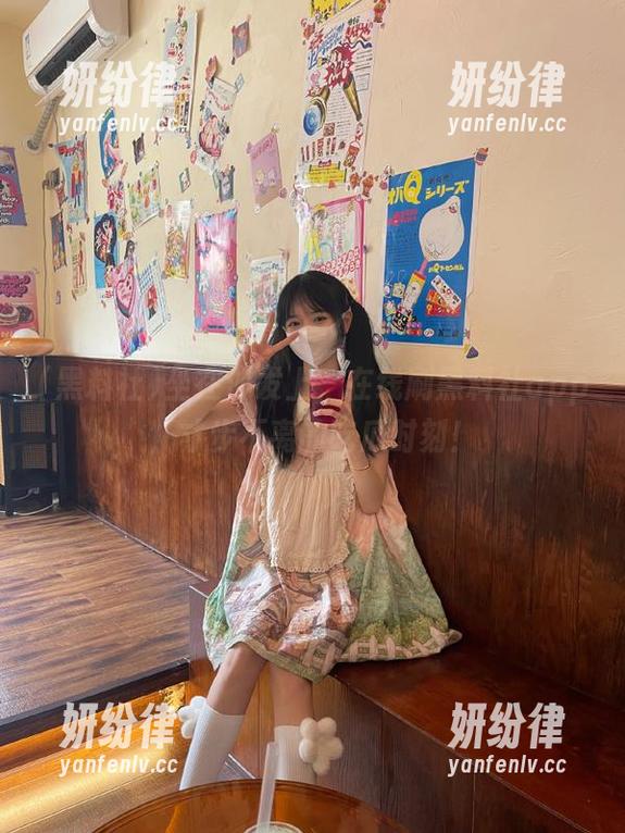 黑料社 坐在沙发上,在线刷黑料社app,寸步不离的吃瓜时刻!
