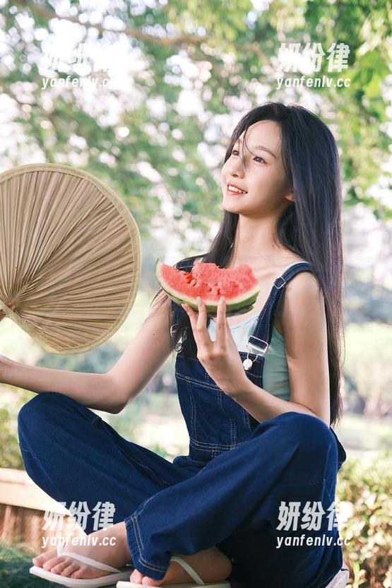 黑料网 “黑料网苹果版妥妥地成为我今天的黑料收集箱!”。