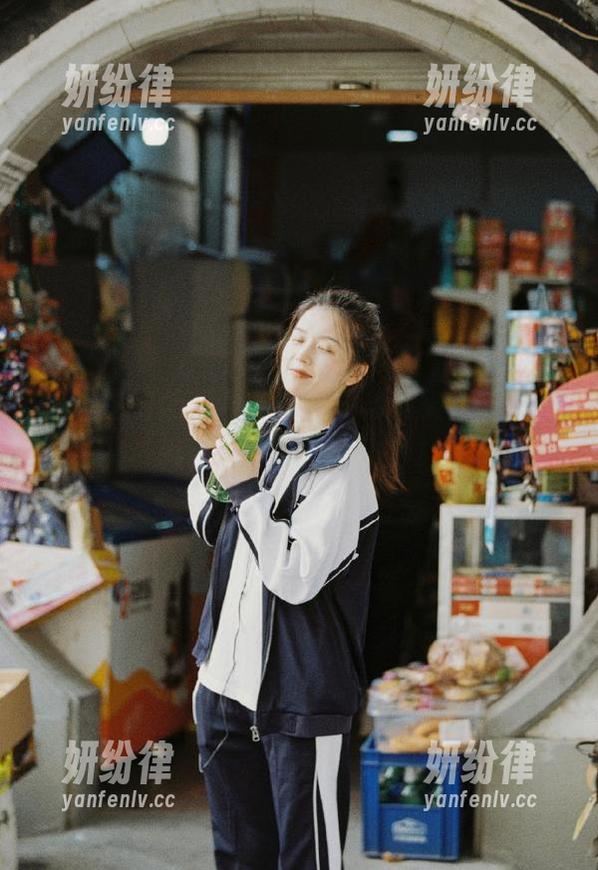 黑料网在线，脚踏现实，眼盯爆料，一切都太刺激了！