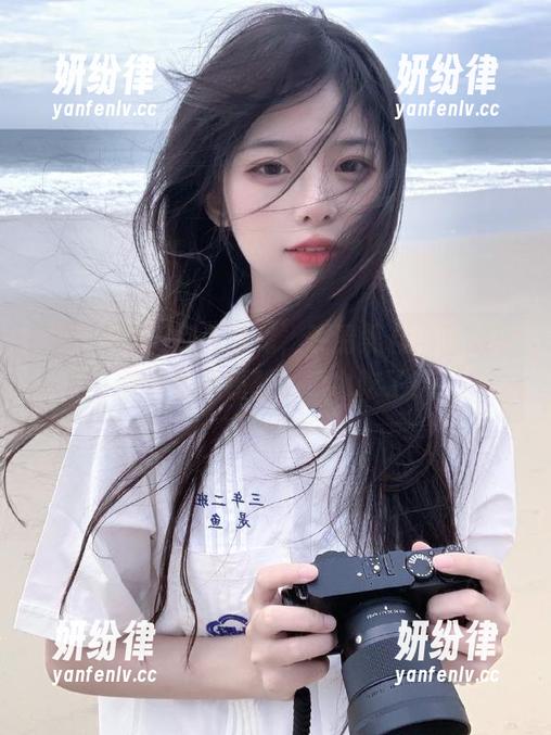 别无选择，观看黑料网曝的正能量视频福利，瓜也吃了！