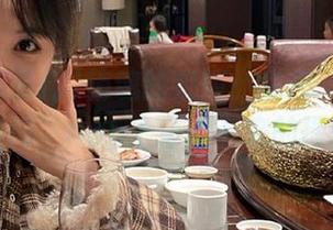 销魂的痴迷：我在“黑料网曝门”app上停不下来的理由