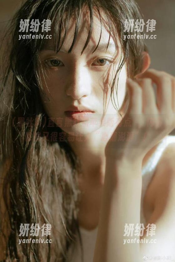 直言黑社料苹果版有点囧，内容偏偏又很容易让人“心潮澎湃”！
