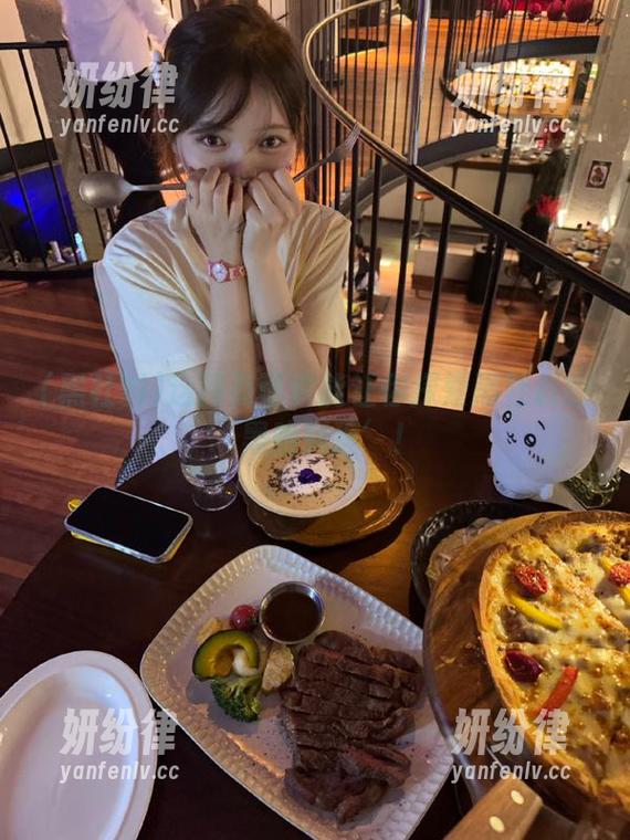 这网页可真能让你探索黑社料的‘黑暗料理’！