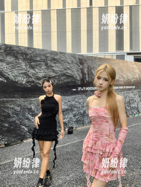 黑网料 “黑网料”视频里,我居然看到他和她那点事,真是大开眼界啊!